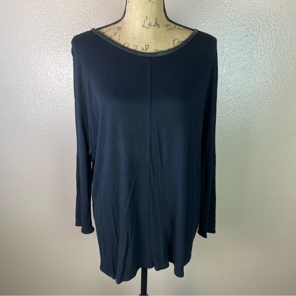 ZARA BLACK TOP BLOUSE  GOLD ZIPPER FAUX LEATHER TRIM SIZE LARGE - Picture 3 of 10